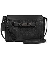 COACH SWAGGER WRISTLET IN PEBBLE LEATHER