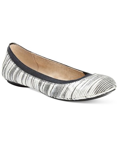 bandolino cayle flats