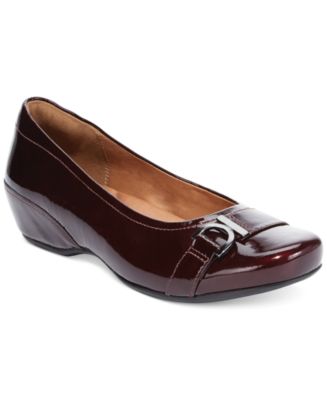 clarks artisan flats