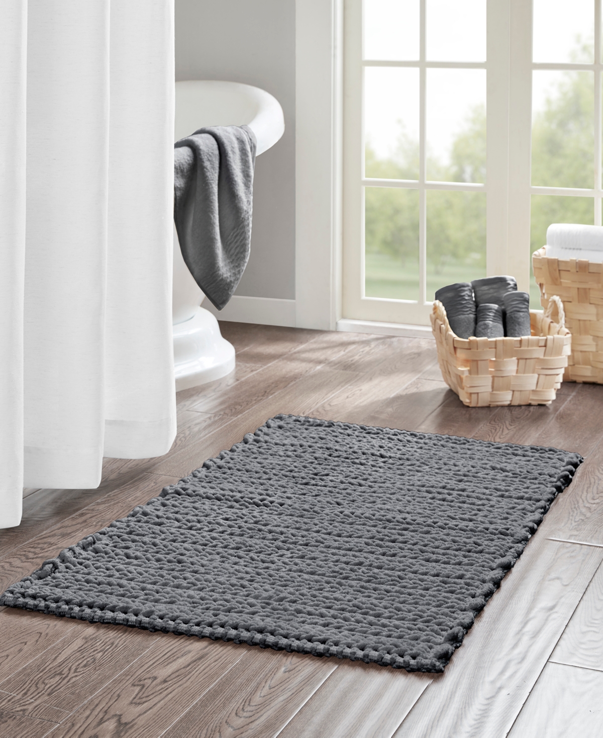 Madison Park Lasso Yarn-Dyed Cotton Chenille Bath Rug