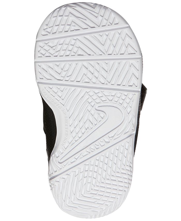 nike team hustle d8 boys