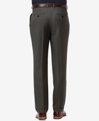 Men's Premium Comfort Stretch Classic-Fit Solid Pleated Dress Pants