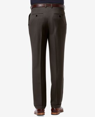 Men's Premium Comfort Stretch Classic-Fit Solid Pleated Dress Pants