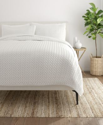 ienjoy Home - Home Collection Premium Ultra Soft Herring Pattern Quilted Coverlet Set