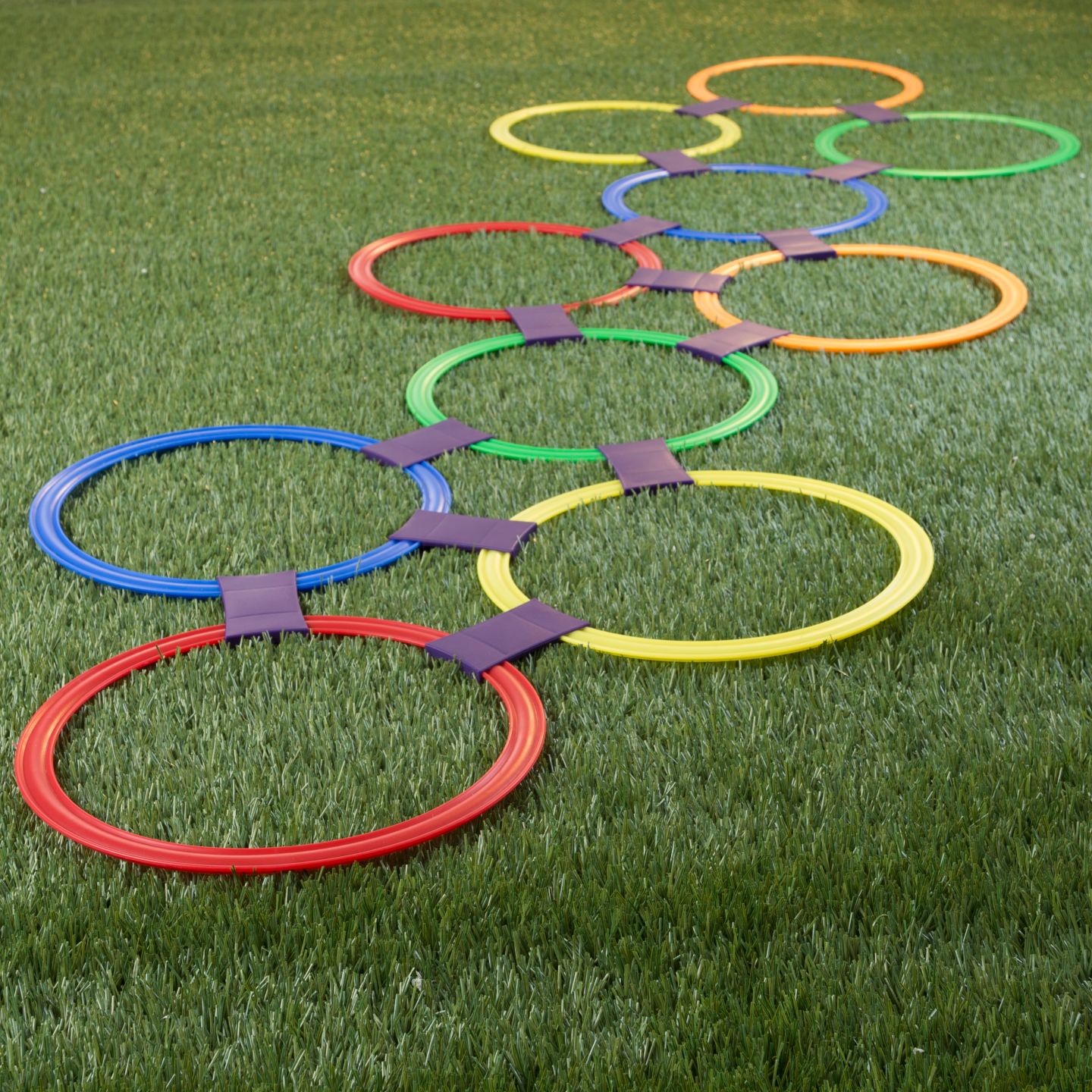 Игра «Классики» Trademark Global Hopscotch Ring, 10 колец и 15 соединителей, от 3 лет — фото 4