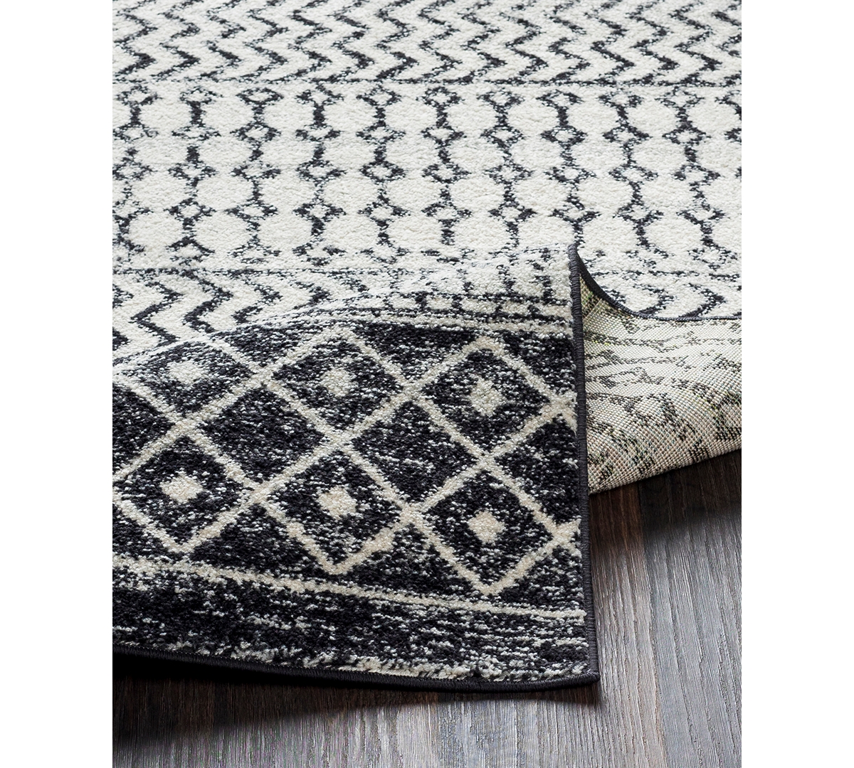 Livabliss Elaziz Elz-2307 Black 5'3" X 7'6" Area Rug In Black