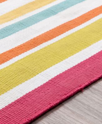 Maritime MTM-1010 Bright Pink 2' x 3' Indoor/Outdoor Area Rug