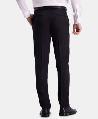Haggar Men's The Active Series Straight-Fit  Performance Stretch Solid Dress Pants