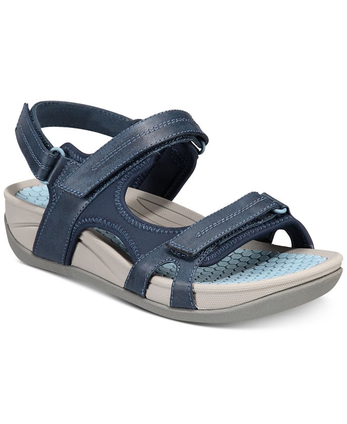 Macys bare traps cheap sandals