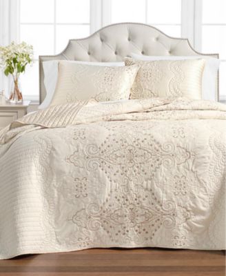 macys bedspreads full