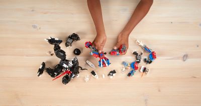 LEGO® Spider Mech vs. Venom 76115