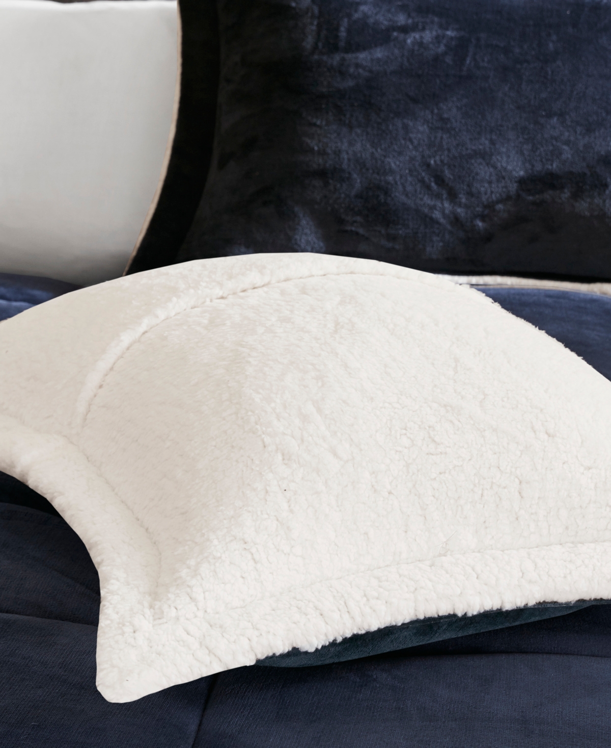 Macy's Alton 4-pc. Comforter Set, Full/queen In Navy,ivory