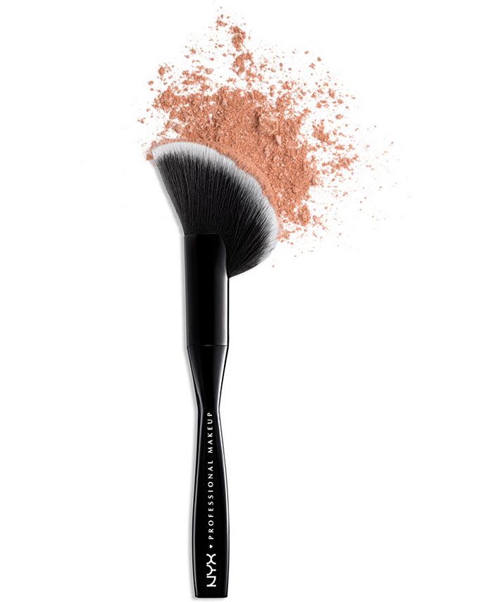NYX Professional Makeup - Face & Body Brush