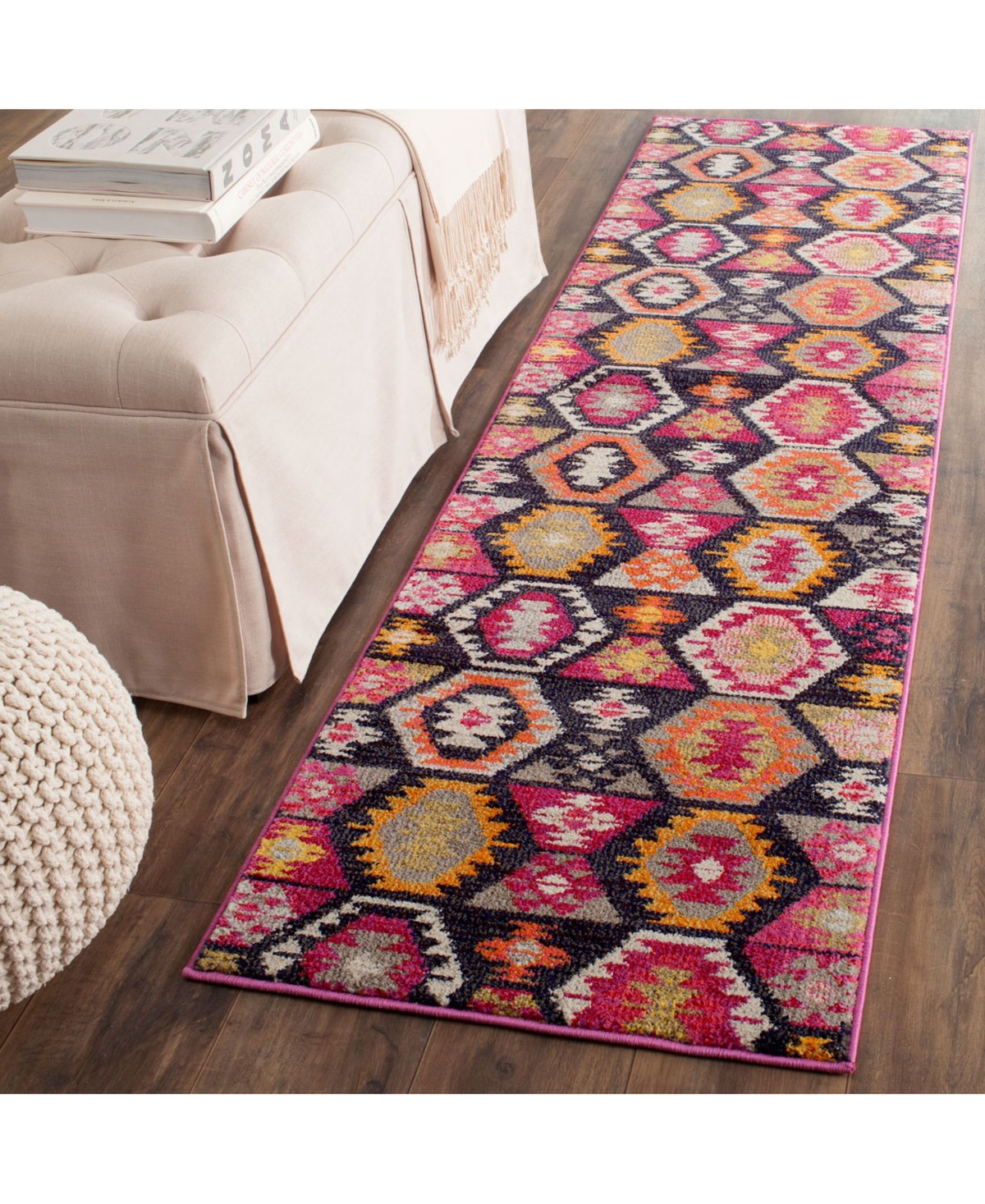 Safavieh Monaco MNC218Area Rug - Multi