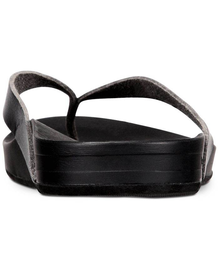REEF Women #39 s Cushion Court Flip Flop Sandals Macy #39 s