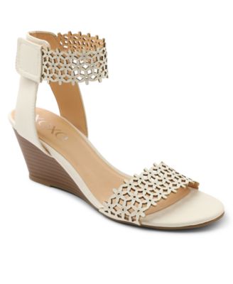 xoxo sadler wedge sandals