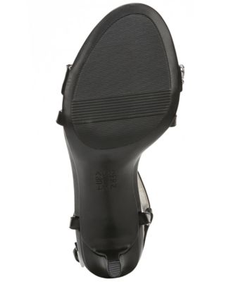 naturalizer kia sandal