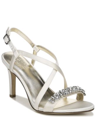 naturalizer kia sandal