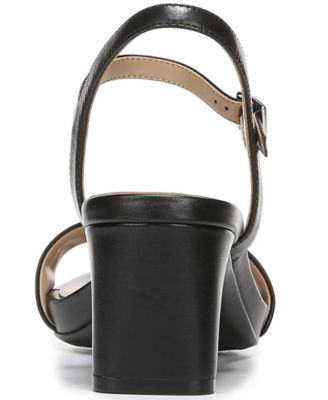 naturalizer ivy quarter strap sandal