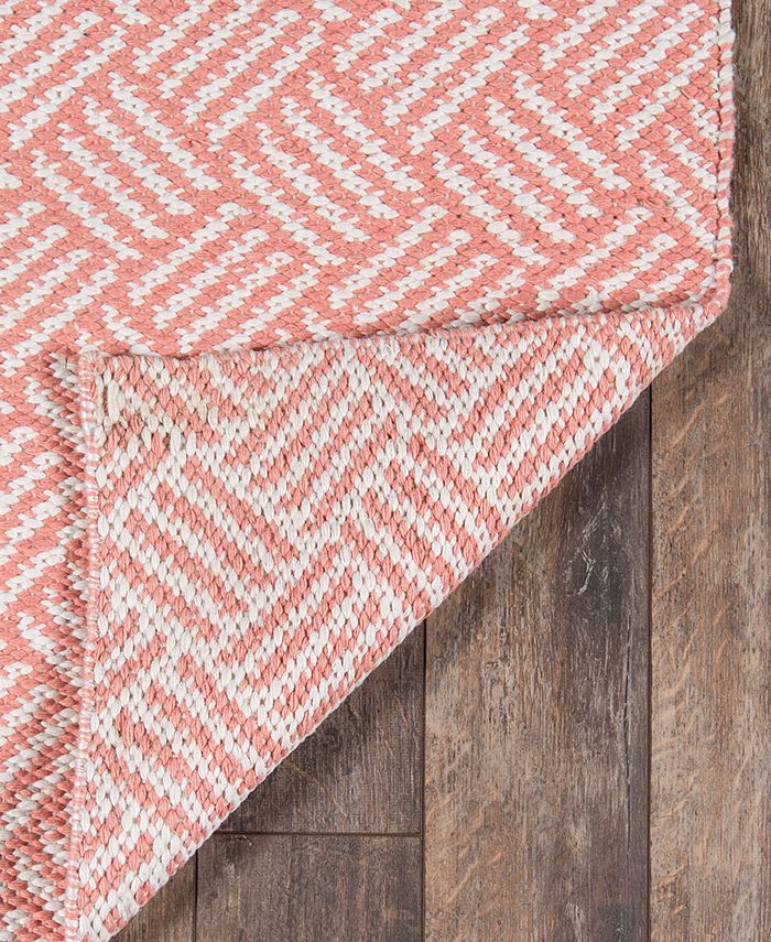 Madcap Cottage Baileys Beach Club 2'3" x 8' Indoor/Outdoor Runner Area