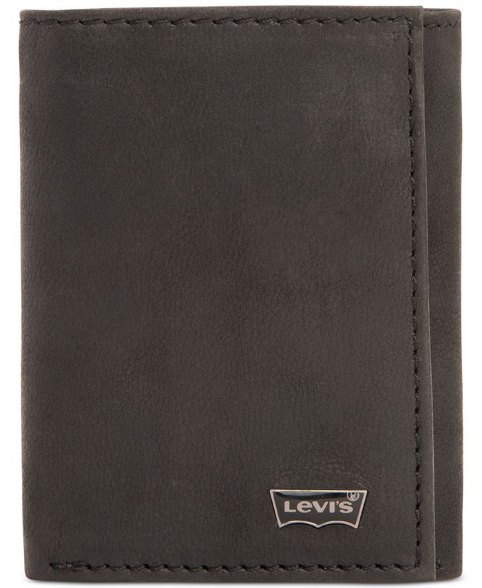 Levi's Men's Andrew Extra-Capacity Tri-Fold Wallet & Reviews - All  Accessories - Men - Macy's