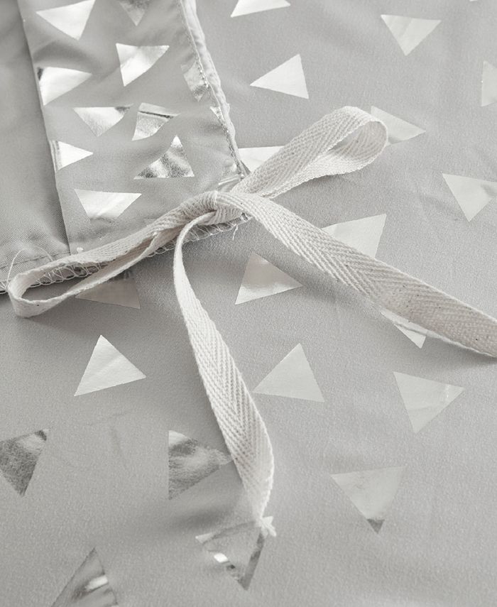 Intelligent Design CLOSEOUT! Zoey Twin/Twin XL 4Pc. Metallic Triangle Print Duvet Cover Set
