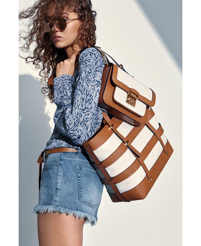 Michael kors marie cage tote hotsell