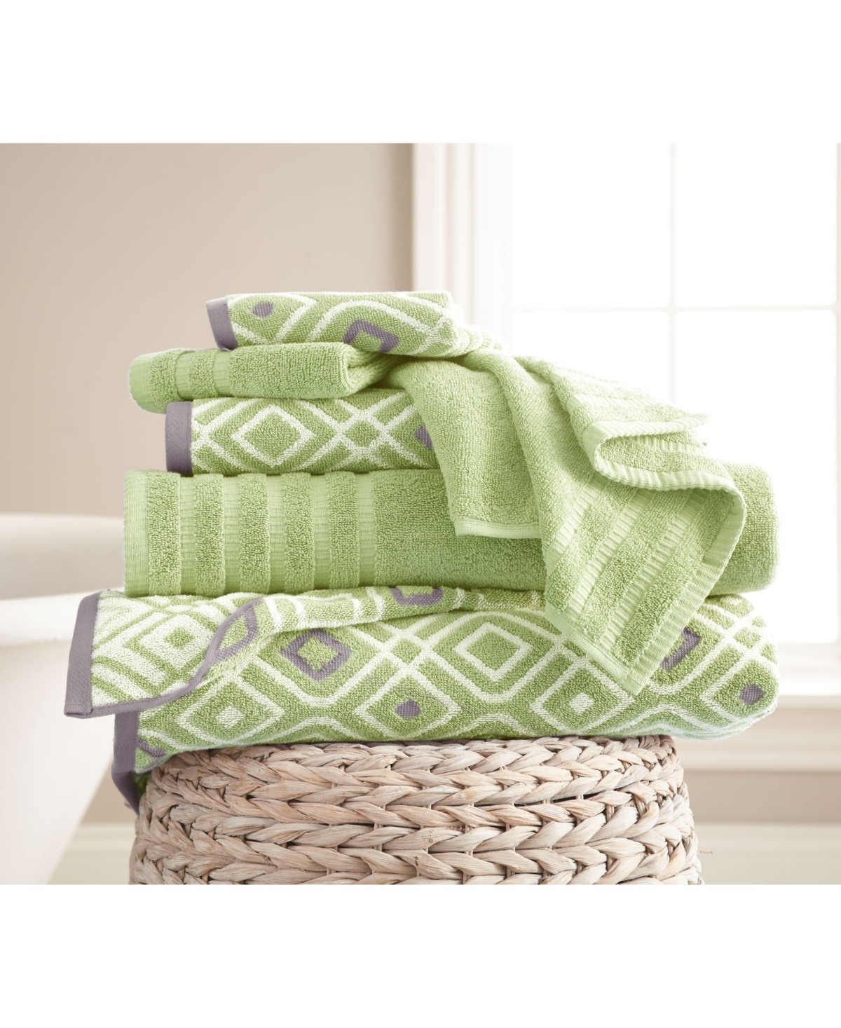 https://slimages.macysassets.com/is/image/MCY/products/0/optimized/13066942_fpx.tif?wid=1200&fmt=jpeg&qlt=100