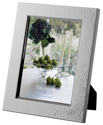 Vera Wang Wedgwood - Hammered Picture Frame