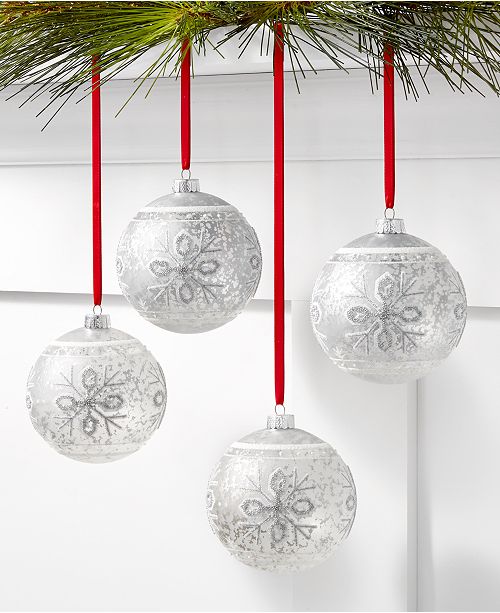 The Holiday Collection 4 Piece Mercury Silver Snowflake Balls Decor