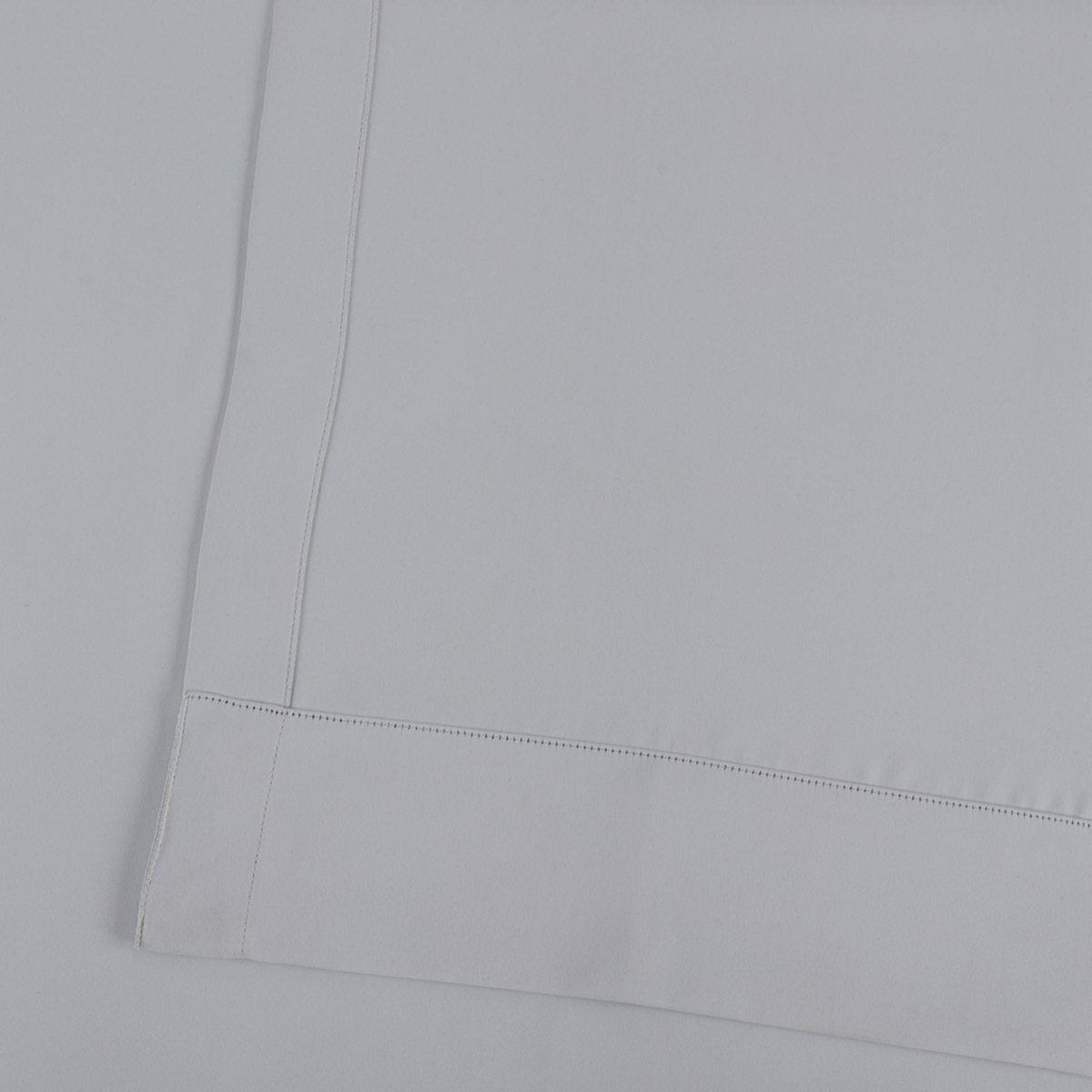 Half Price Drapes Room Darkening Curtain