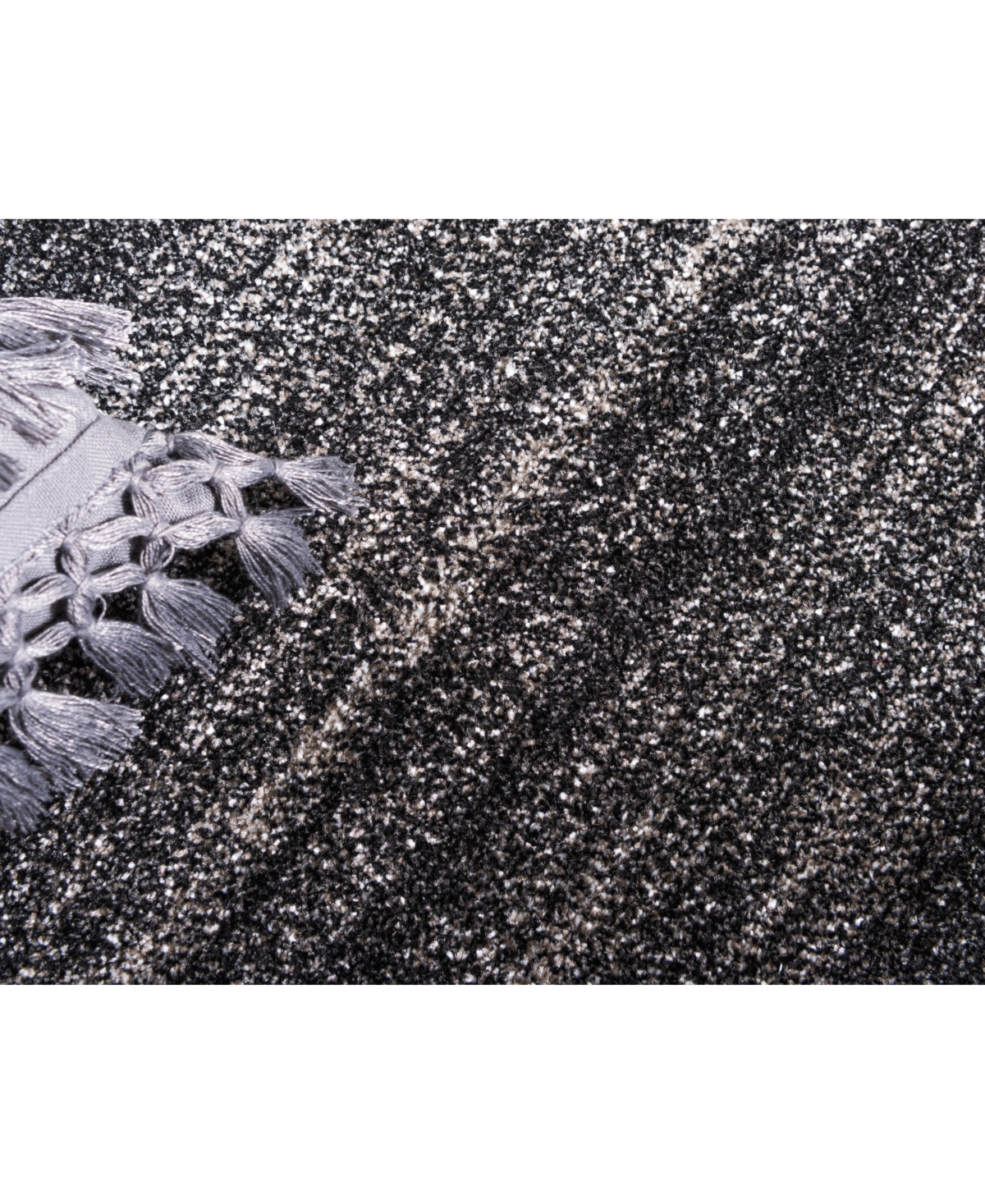 Bayshore Home Lyon Lyo5 9' x 12' Area Rug