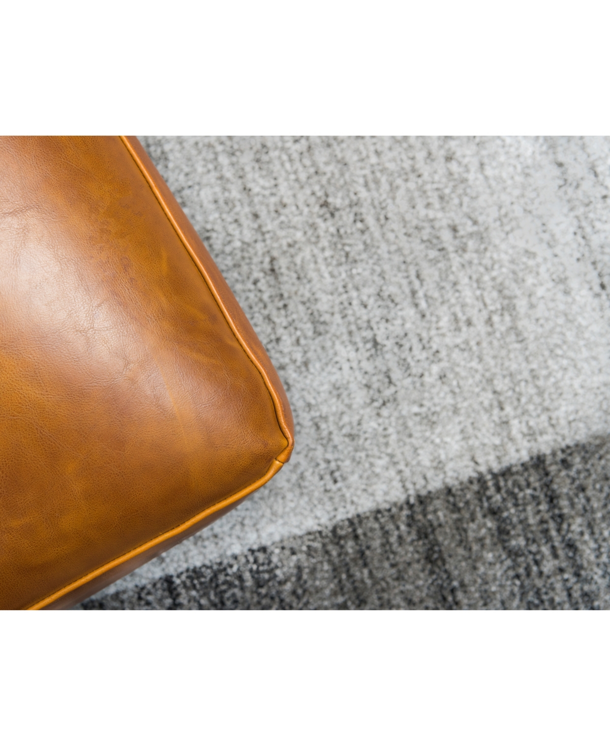 Bayshore Home Lyon Lyo1 8' x 11' 4" Area Rug