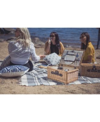 Classic Picnic Basket 