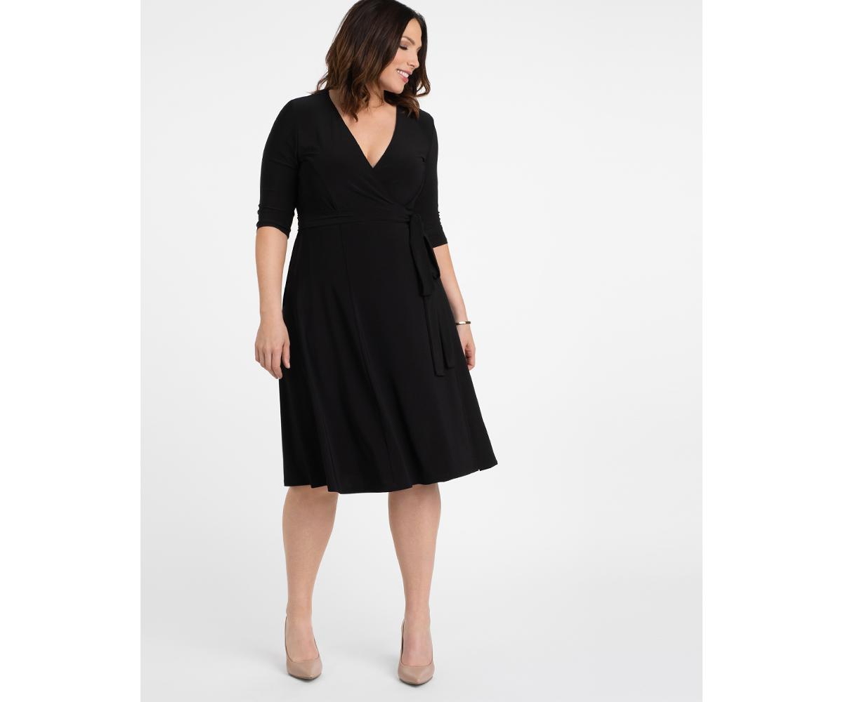 Plus Size Essential Wrap Dress with 3/4 Sleeves - Black noir
