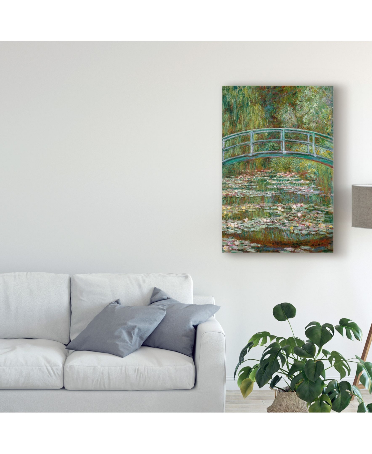 Claude O. Monet Bridge Over a Pond of Water Lilies Canvas Art -