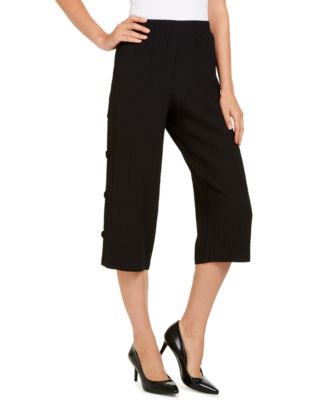 JM Collection - Side-Button Textured Capris