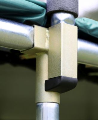 15' Round Trampoline with Enclosure