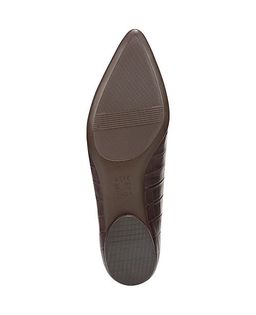 naturalizer slip ons
