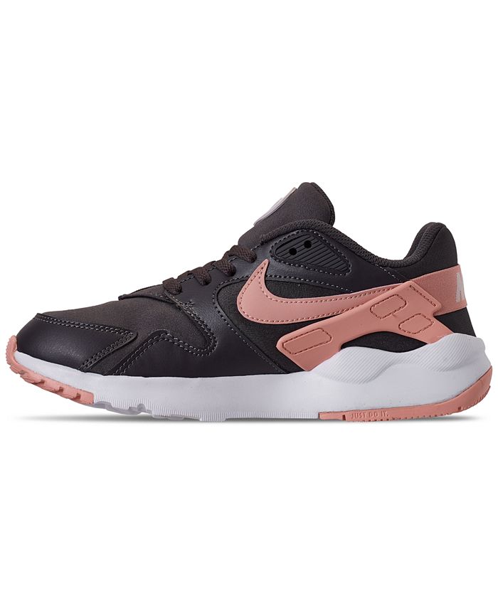 ld victory nike womens