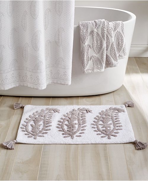Peri Textured Paisley Bath Rug & Reviews Bath Rugs & Bath Mats Bed