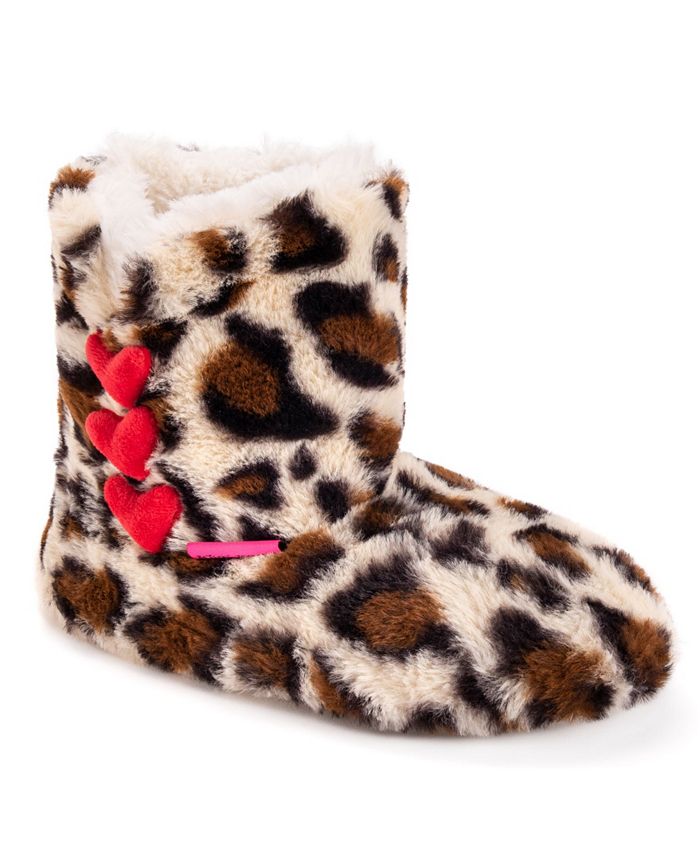 Betsey johnson heart 2025 slippers