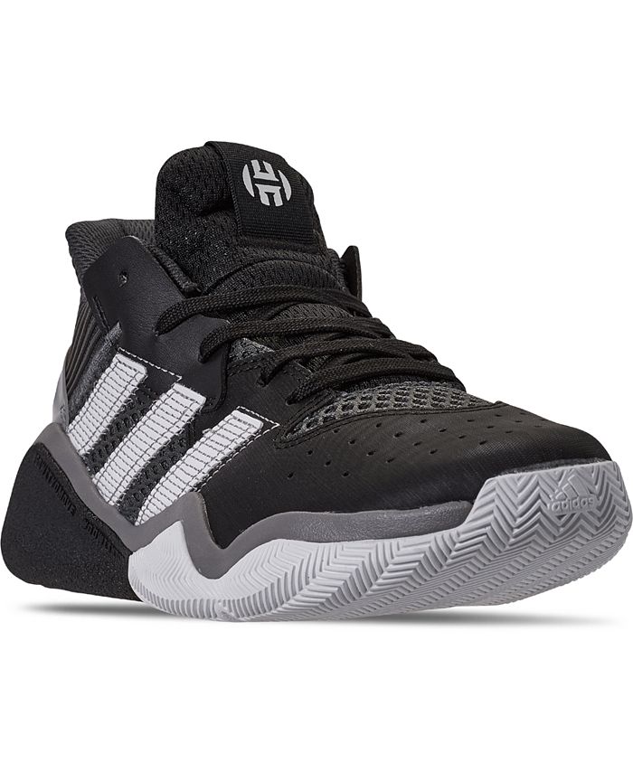 Macys shop basketball shoes