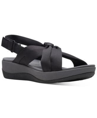 clarks black flat sandals