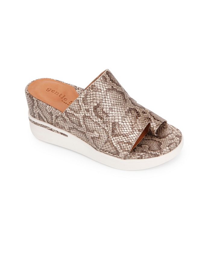 Gentle Souls by Kenneth Cole Gisele 65 Sporty Slides Macy s
