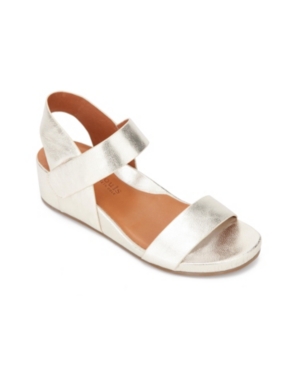 GENTLE SOULS BY KENNETH COLE GISELE TWO BAND SANDALS WOMEN'S SHOES