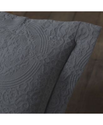 100% Cotton Fleur De Lis Medallion All-Season 3-Piece Coverlet Set, Queen