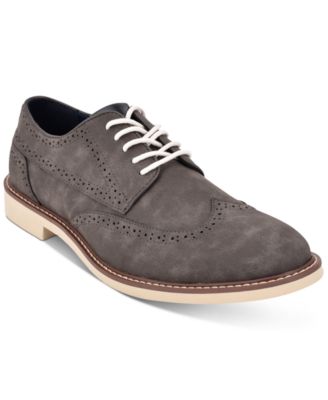tommy hilfiger wingtip shoes