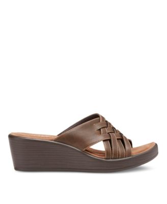 eastland sandals