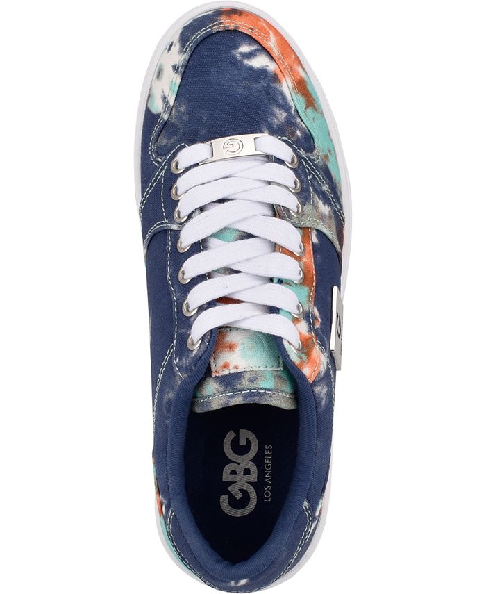 gbg slip on sneakers